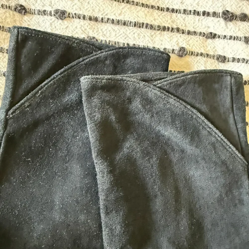 1960s Vintage Lightweight Suede Black Unlined Gloves Tulip Wrist approx Size 7.5